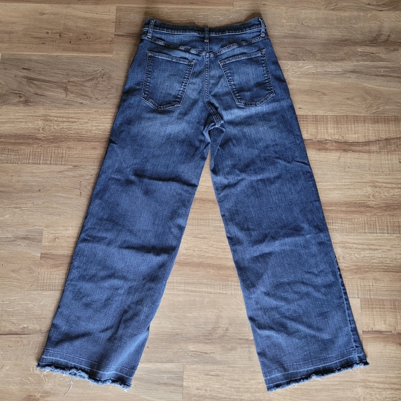 Banana Republic High Waist Wide Leg Jeans Size 8 - Picture 2 of 4